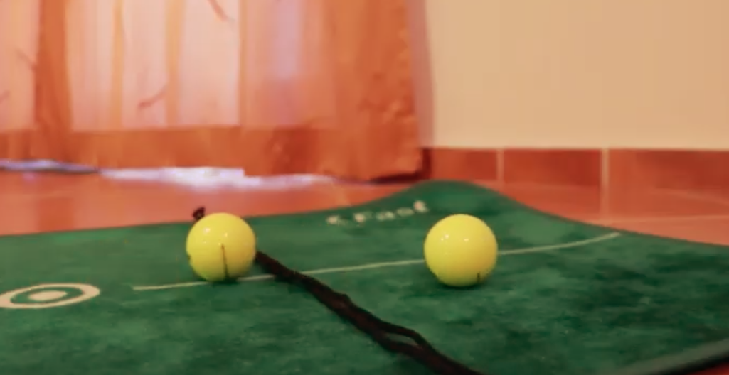 5 exerciții de putting pe care le poți exersa la tine în casă