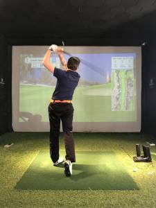 Golf Room - Cât costa sa joci golf ?